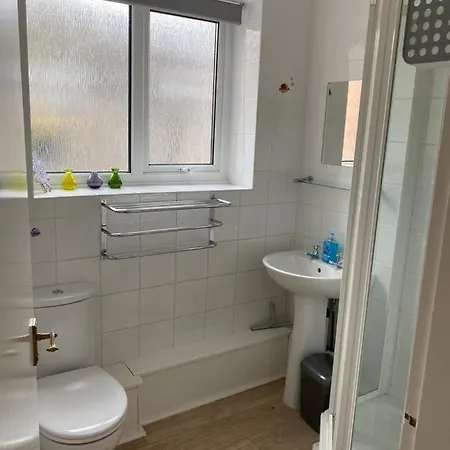 Large Ground Floor Apartment In The Heart Of Church Stretton With Free Parking Exterior foto